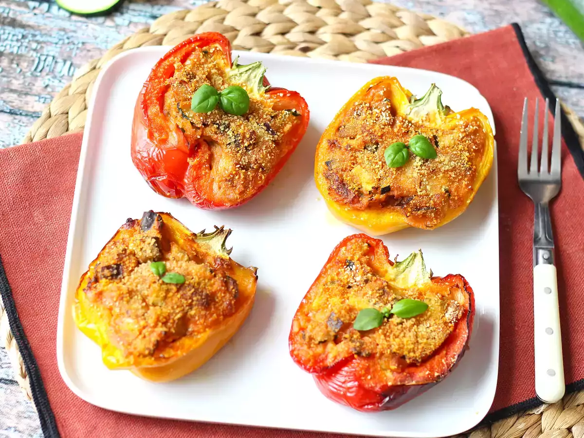 Pimientos rellenos vegetarianos al horno: la receta fácil y sabrosa con verduras y queso mozzarella - foto 8