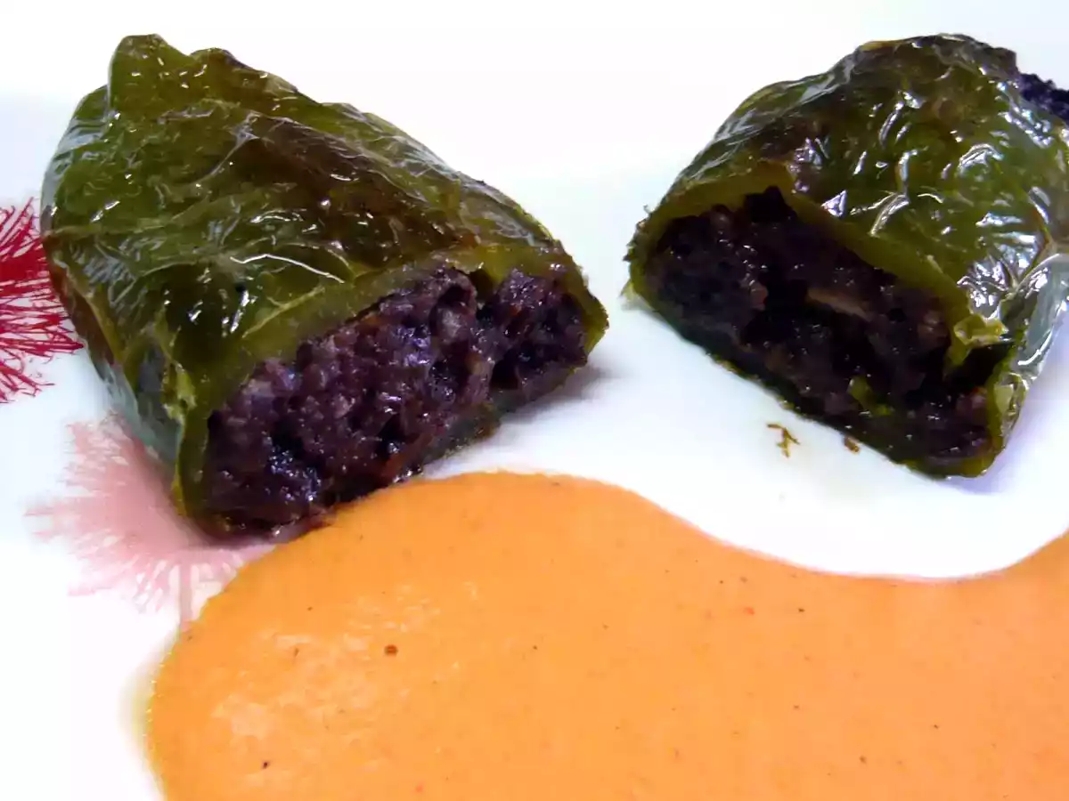 Pimientos verdes 2 rellenos (Morcilla y pera y revuelto de champis, puerro y gambas) - foto 3