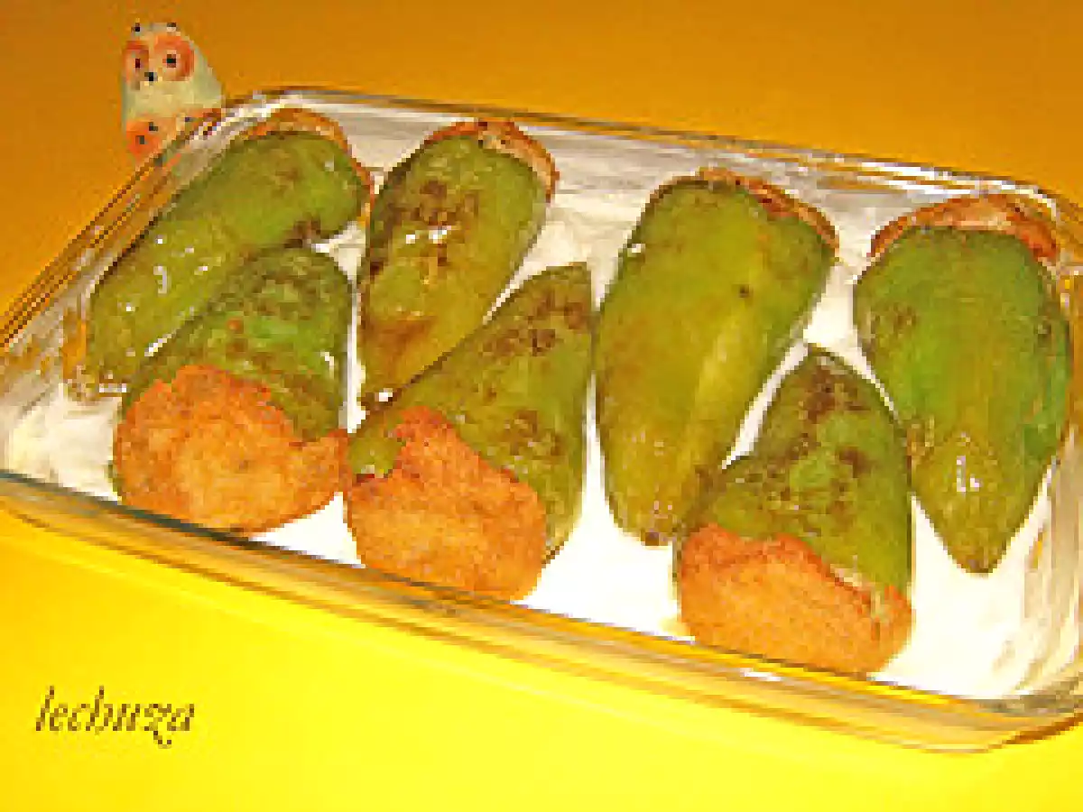 Pimientos verdes de arnoia rellenos - foto 3