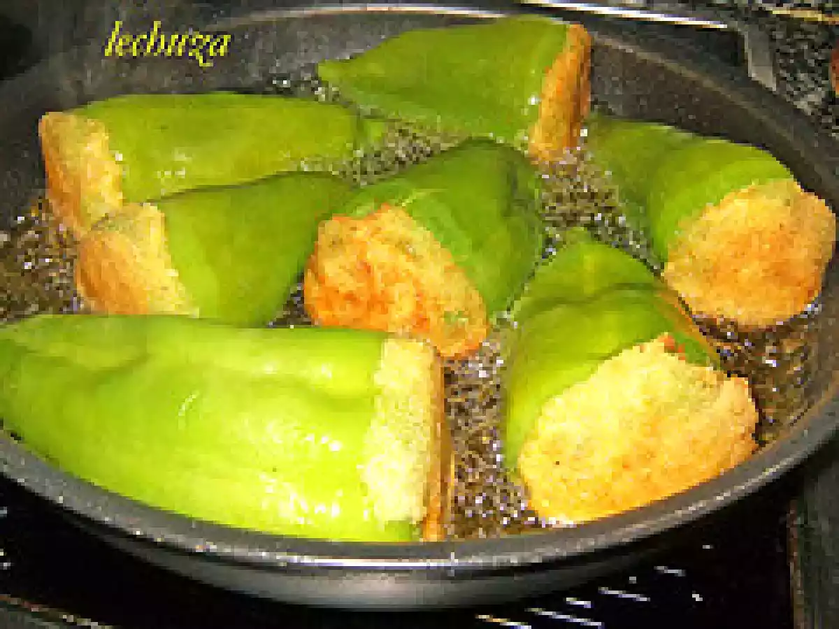 Pimientos verdes de arnoia rellenos - foto 4