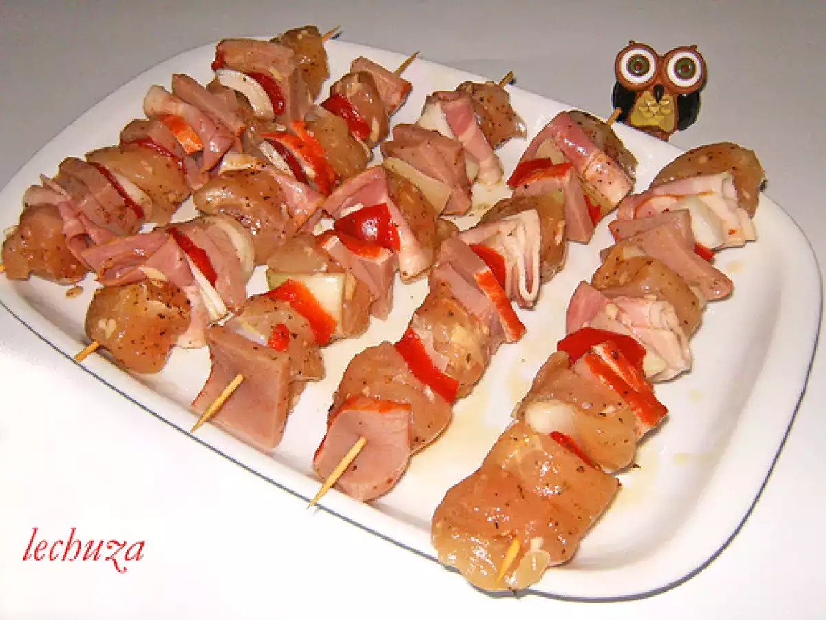 Pinchos (brochetas) de pollo y lomo adobado - foto 3