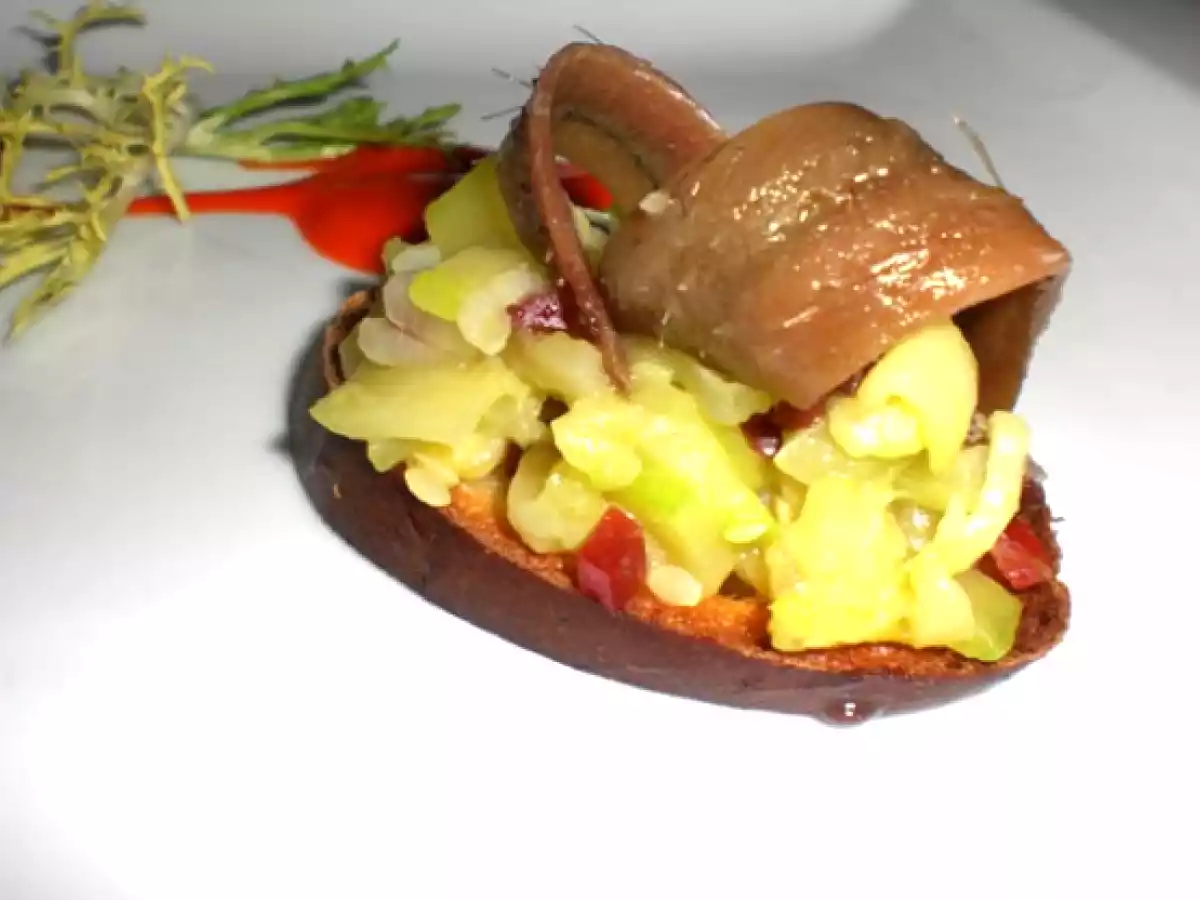 Pintxo de anchoa en salazón