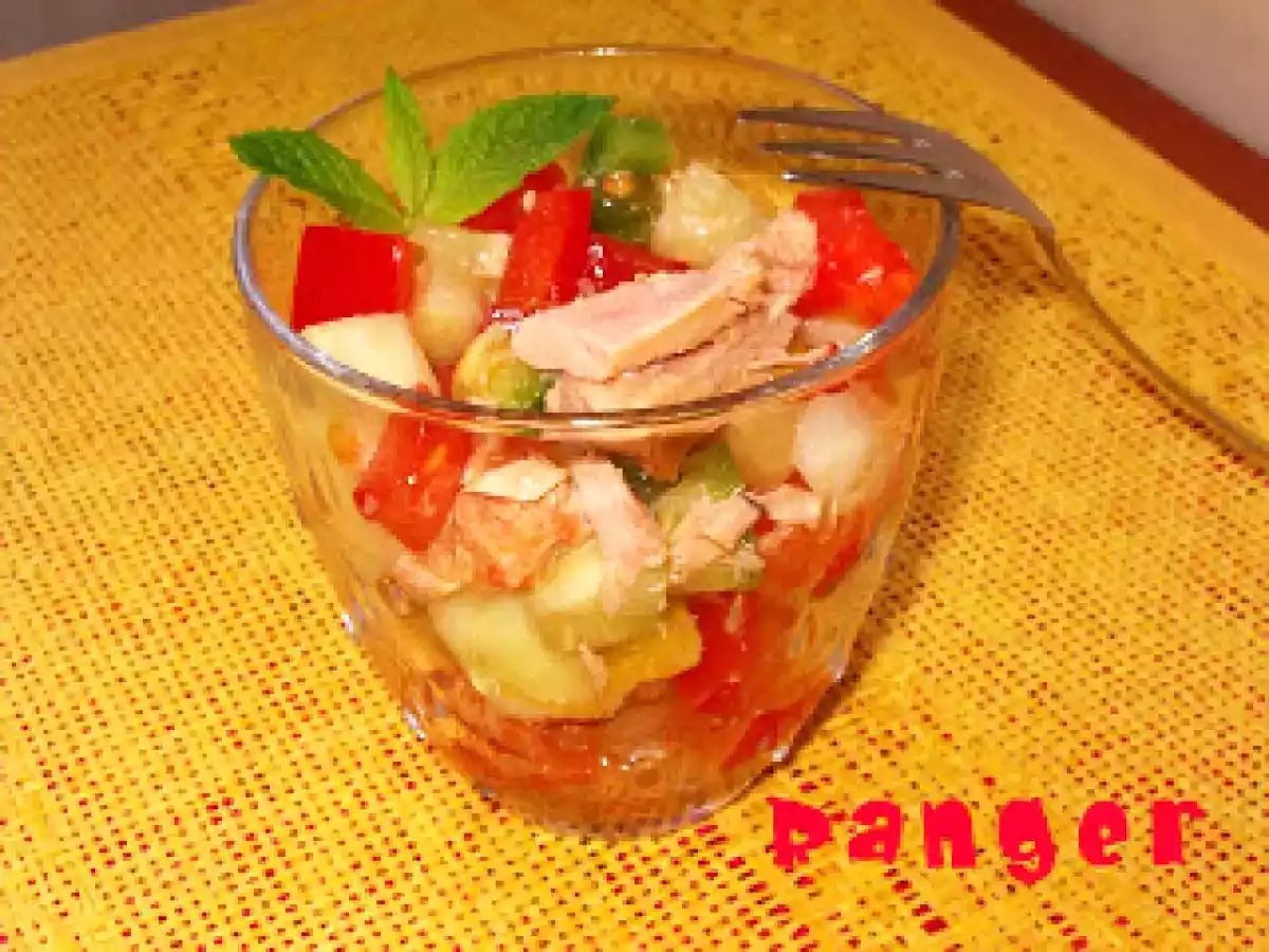 Pipirrana con atún