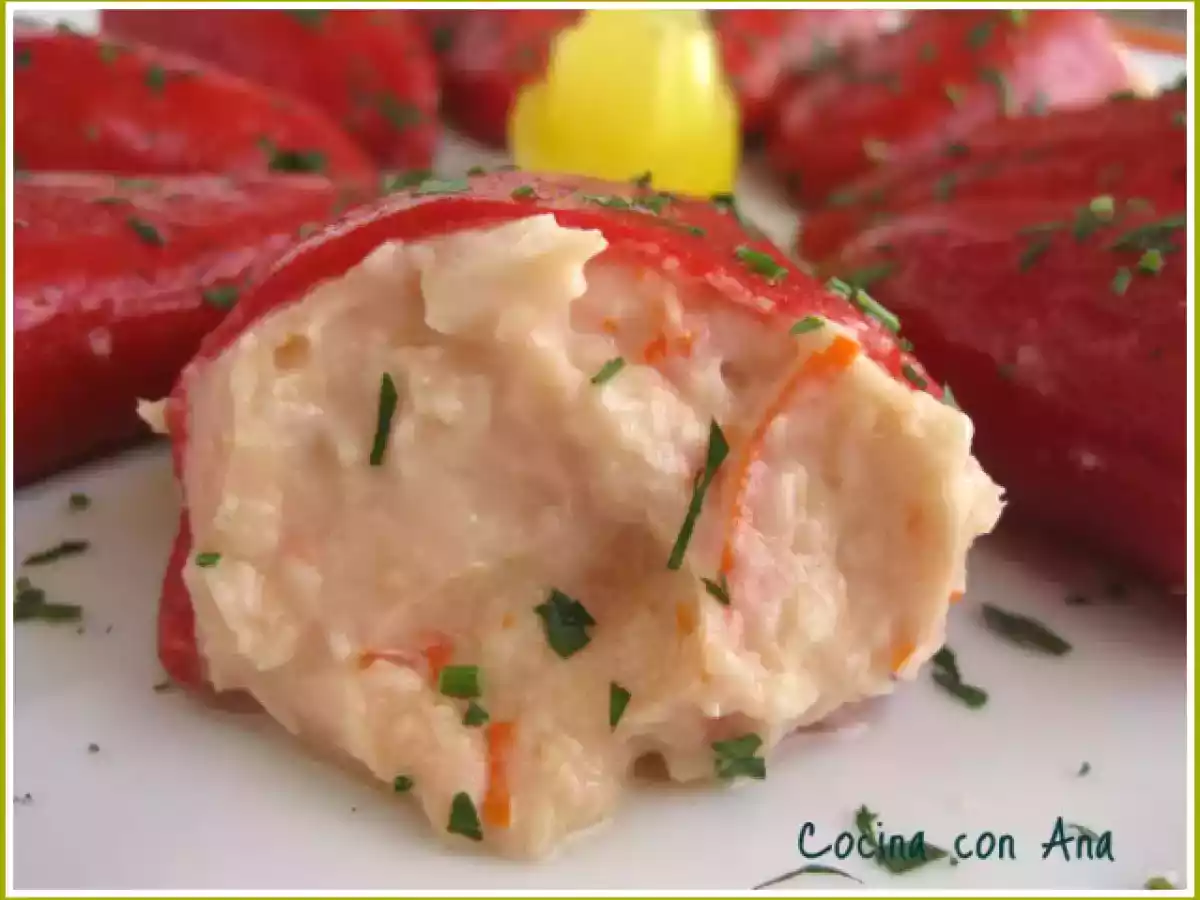 PIQUILLOS RELLENOS DE MOUSSE DE MASCARPONE AL SALMON - foto 2