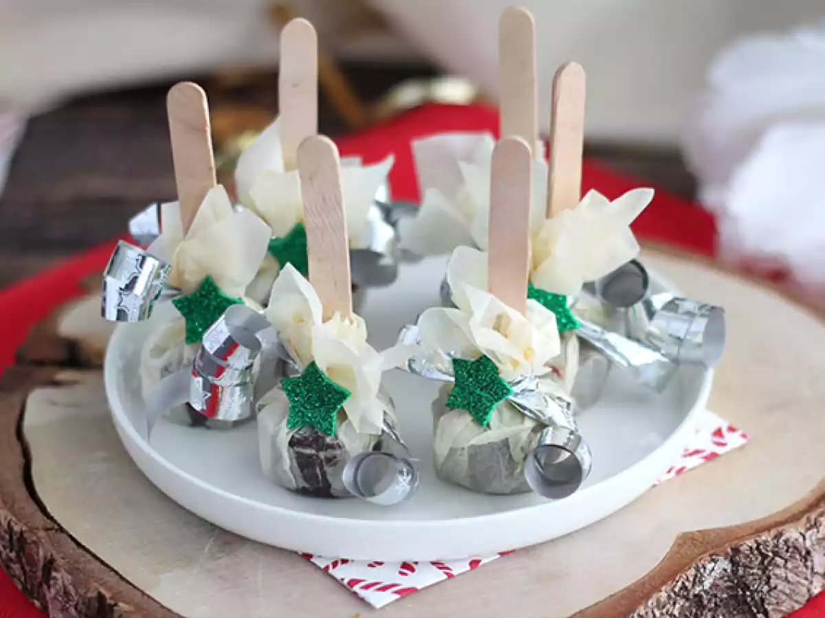 Piruletas de chocolate: chocolate negro + caramelos de toffe
