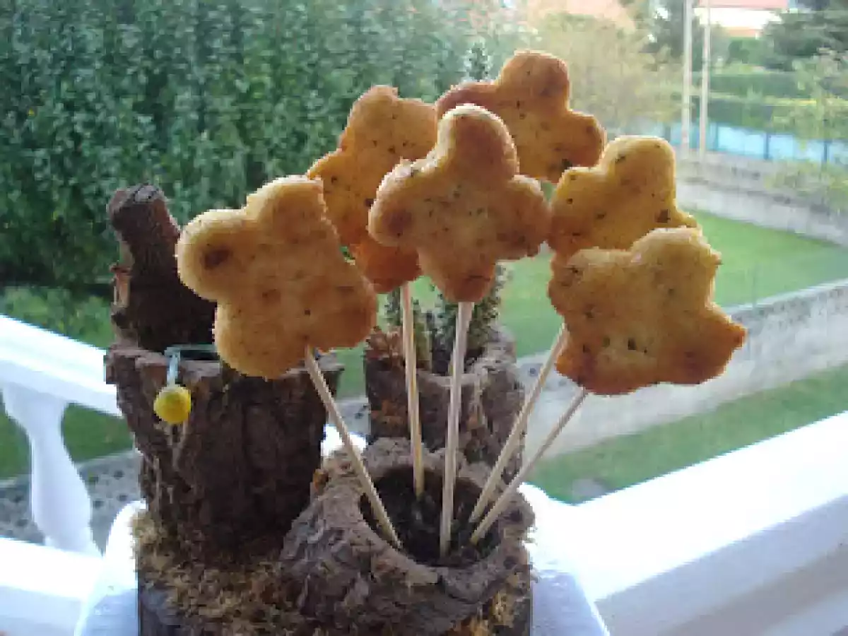 PIRULETAS DE POLLO CON QUESO (THERMOMIX)