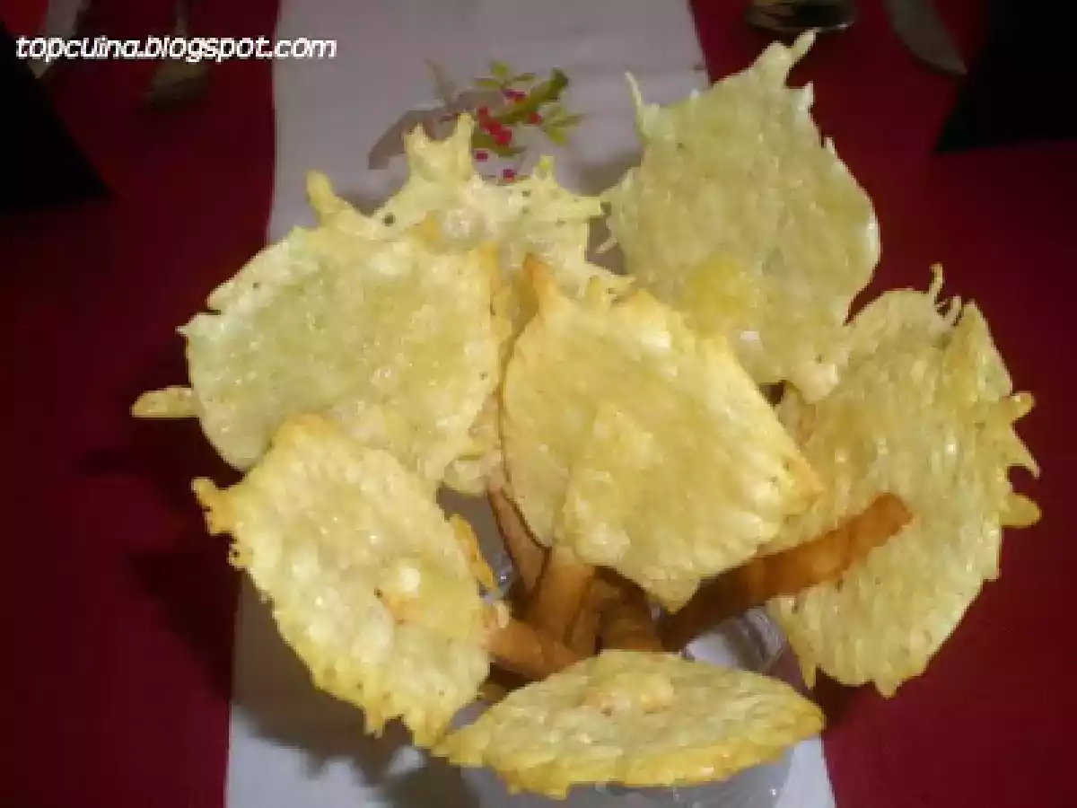 PIRULETAS DE QUESO EMMENTAL.