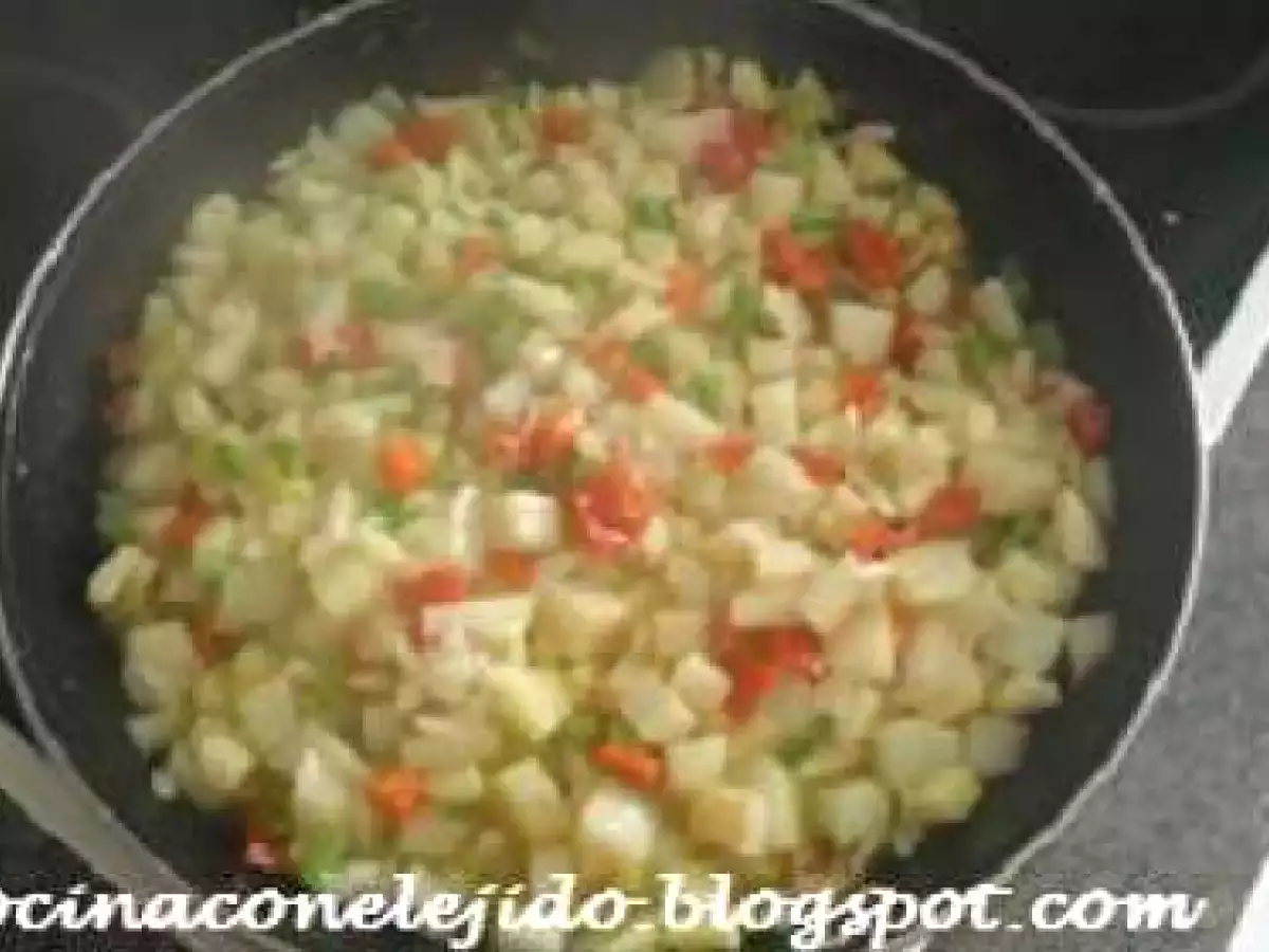 PISTO DE CALABACIN CON CHISTORRA - foto 2