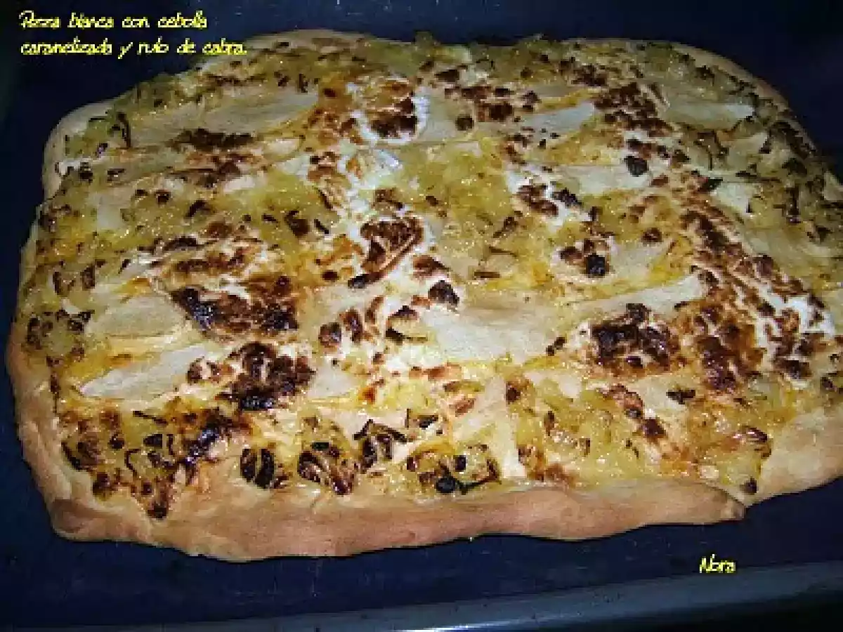 Pizza bianca con cebolla caramelizada y queso de cabra - foto 2