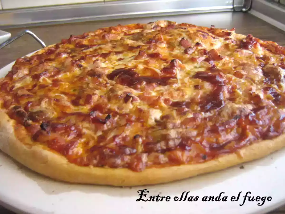 PIZZA CASERA A LA BARBACOA