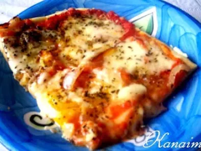 Pizza con pimentón y cebolla caramelizada - foto 2