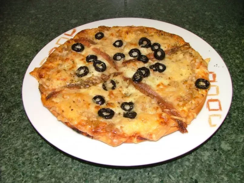 Pizza de Anchoas y Bonito del Norte, foto 2