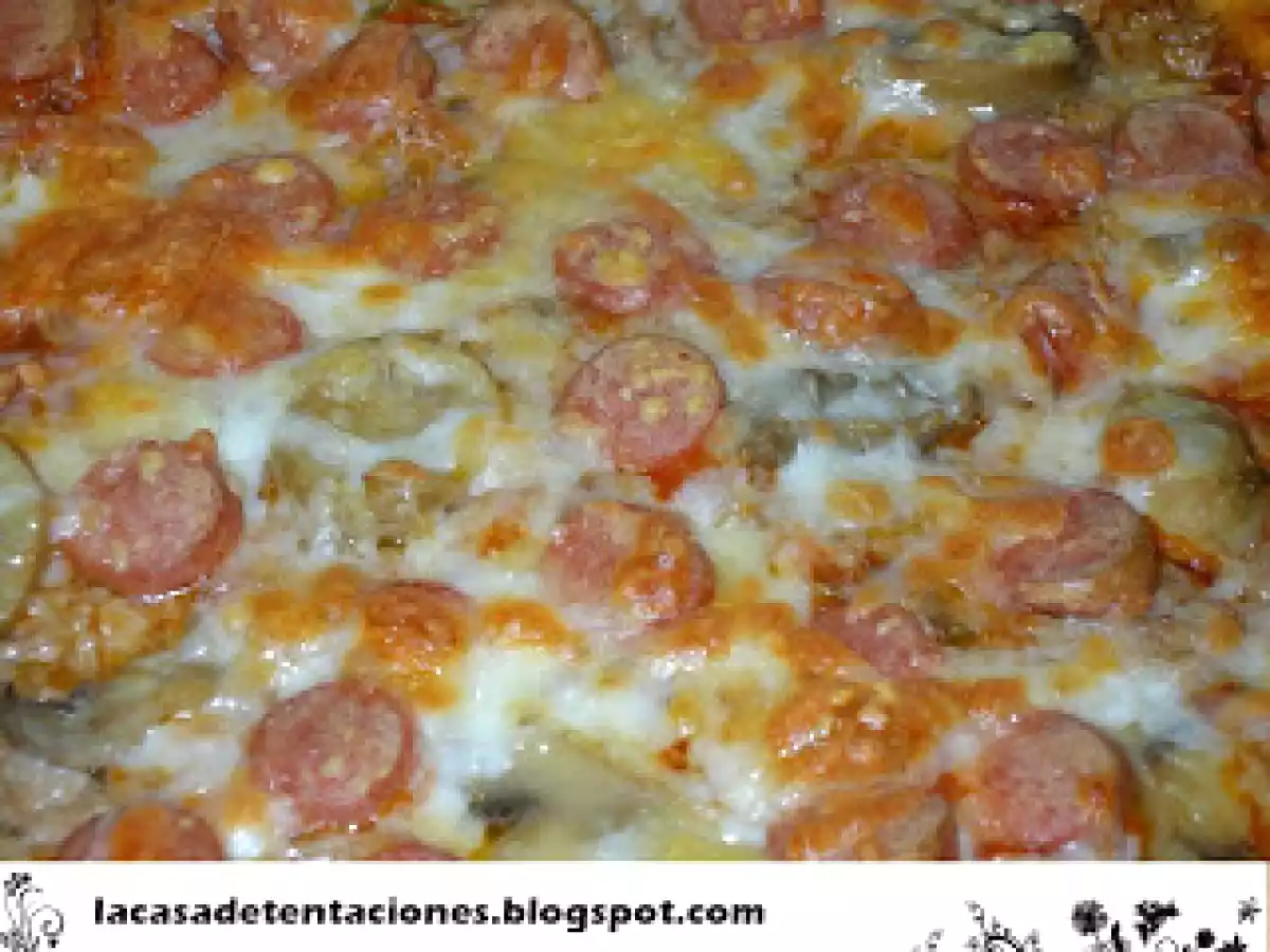 Pizza de atún