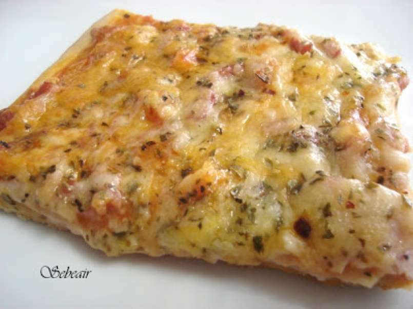 Pizza de bacon, pavo y doble de queso (panificadora y horno) - foto 2