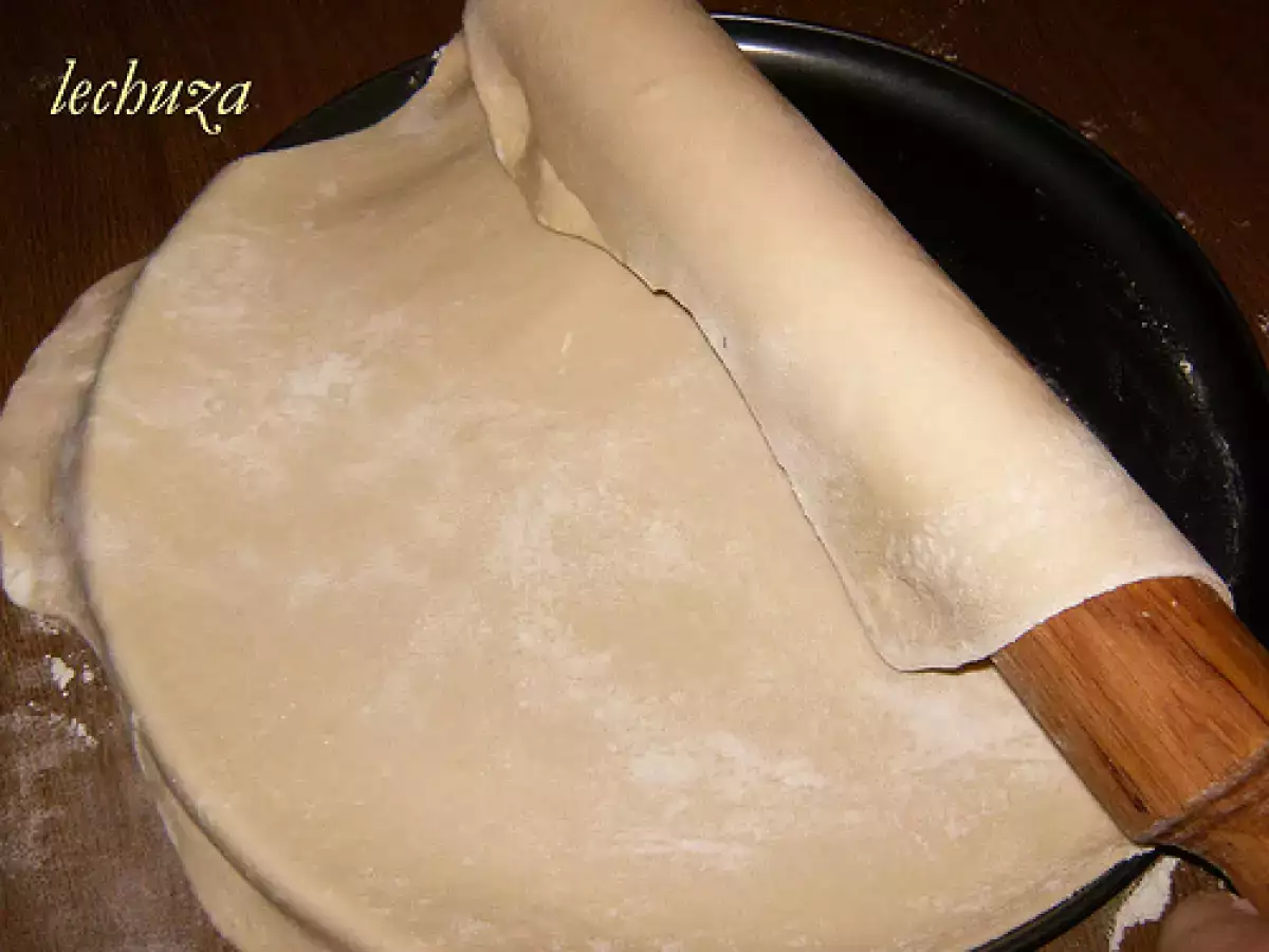 Pizza de bacon y champiñones - foto 6