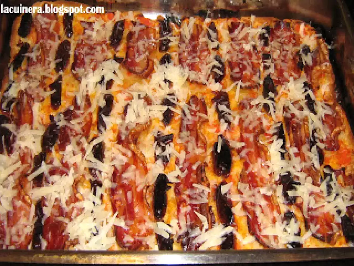 PIZZA DE BACON Y DATILES - foto 2