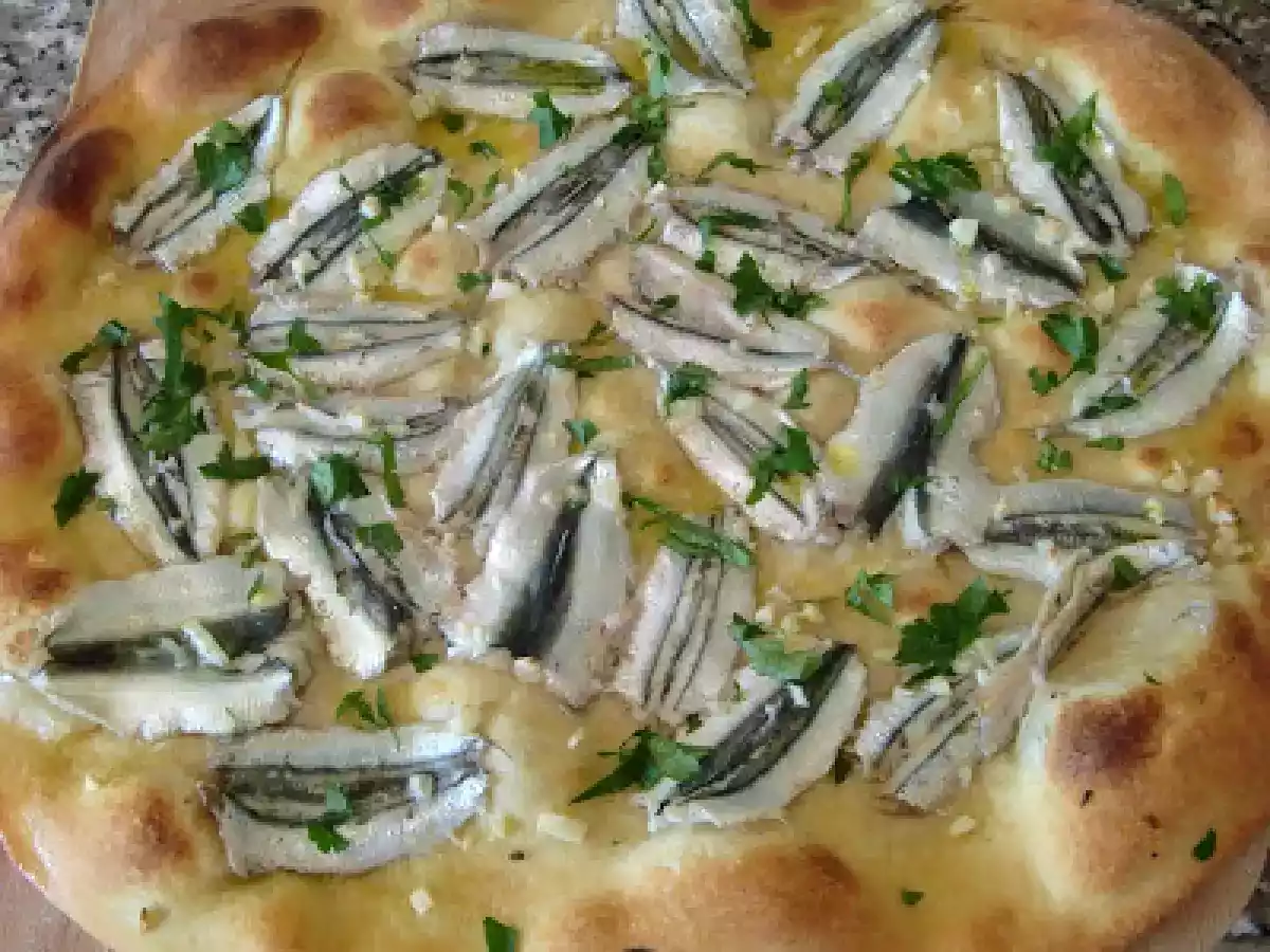 Pizza de boquerones frescos - foto 5
