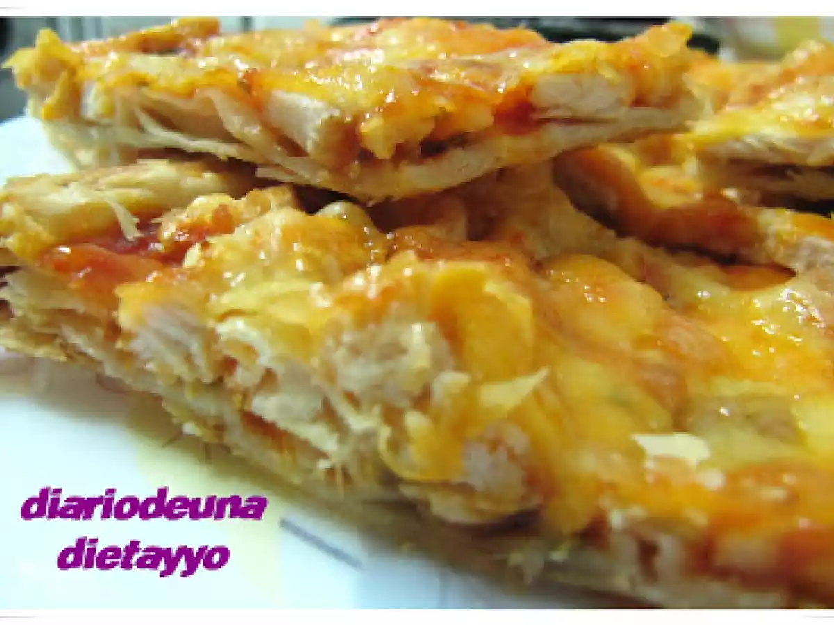 PIZZA DE HOJALDRE CON POLLO