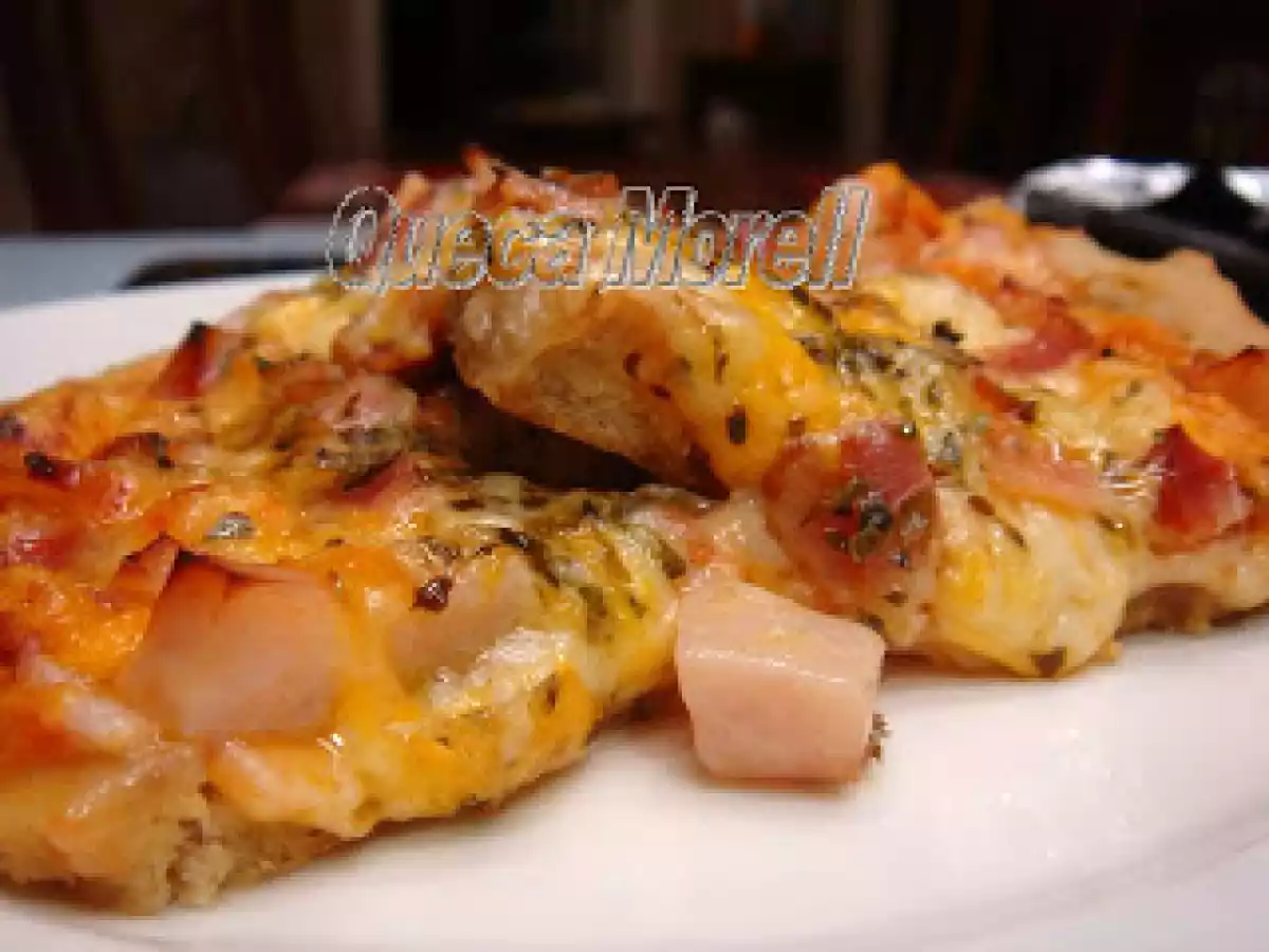 PIZZA DE JAMÓN Y BACON. - foto 2