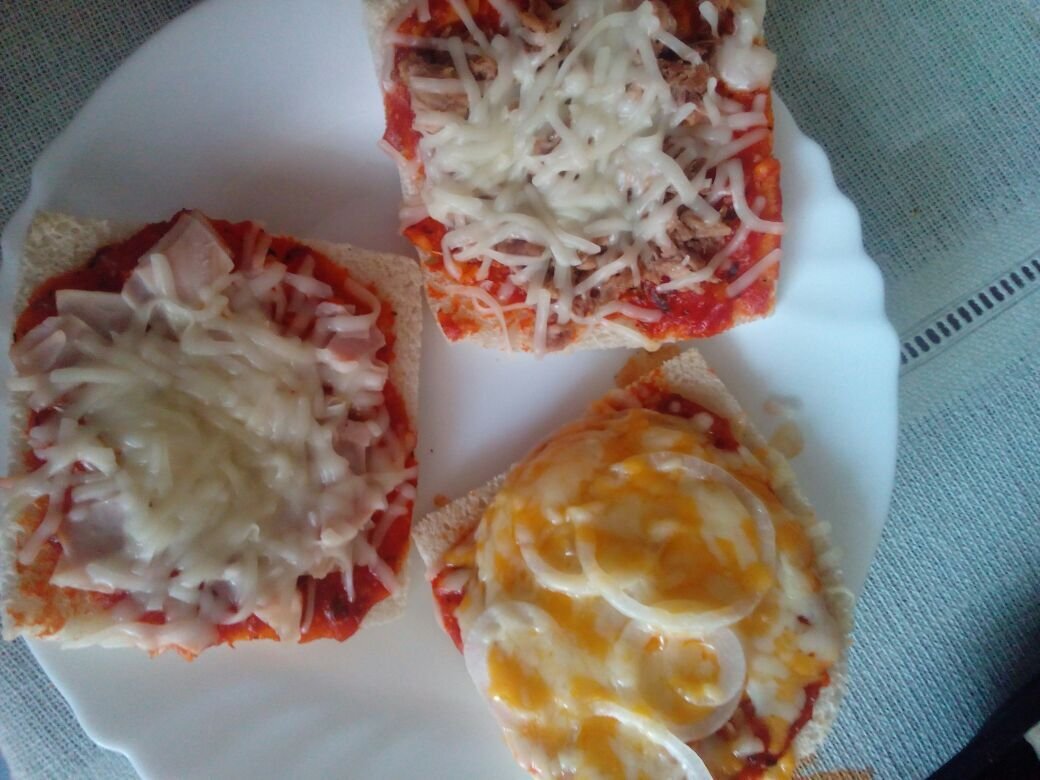 Pizza de pan bimbo Receta Petitchef