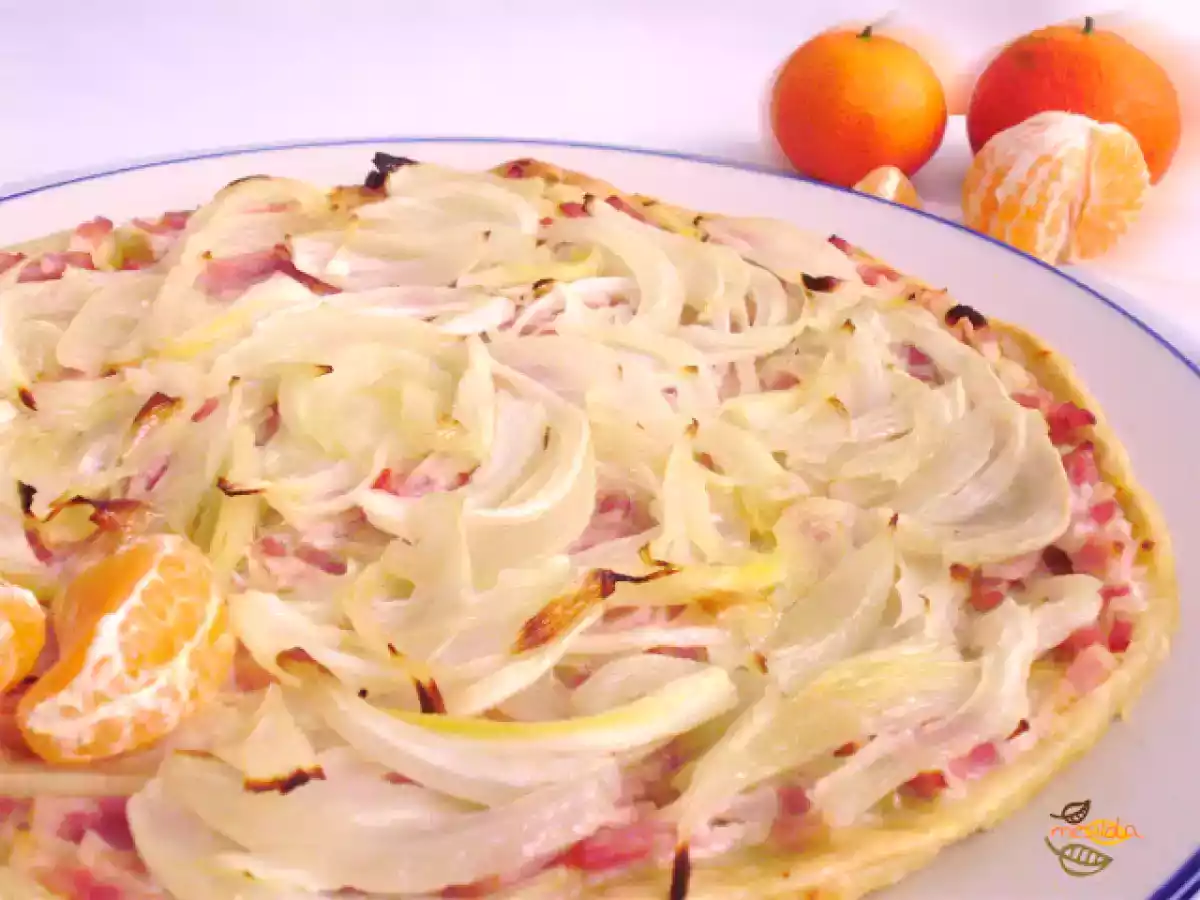 PIZZA FINA DE CEBOLLA Y MANDARINA - foto 3