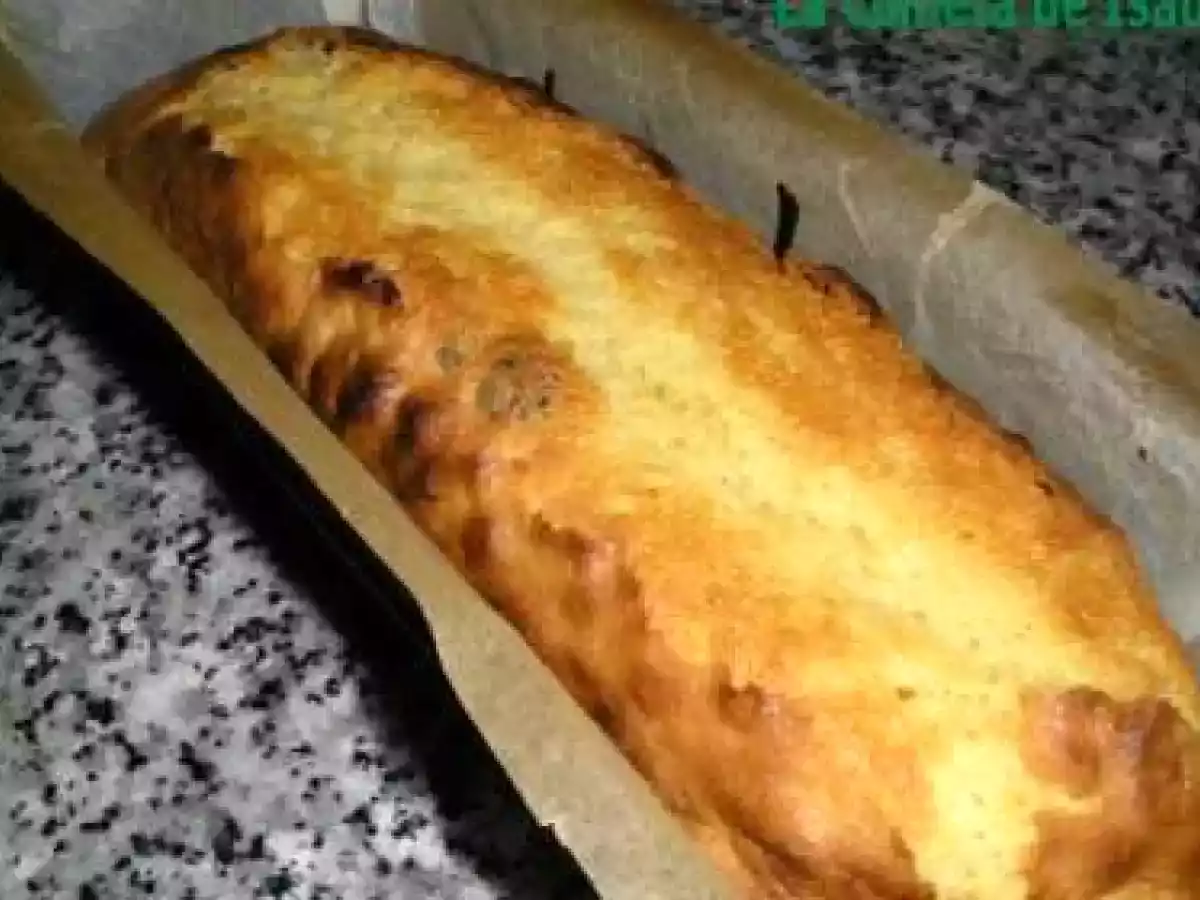 Plum Cake con Avellanas