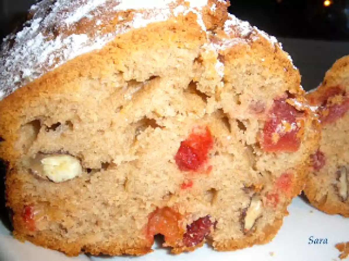 Plum-Cake especiado y con frutos rojos.