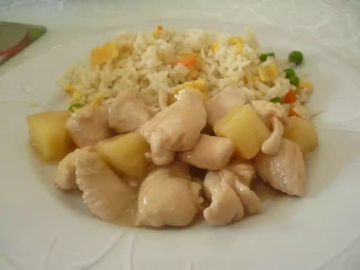 Pollo a la piña estilo chino