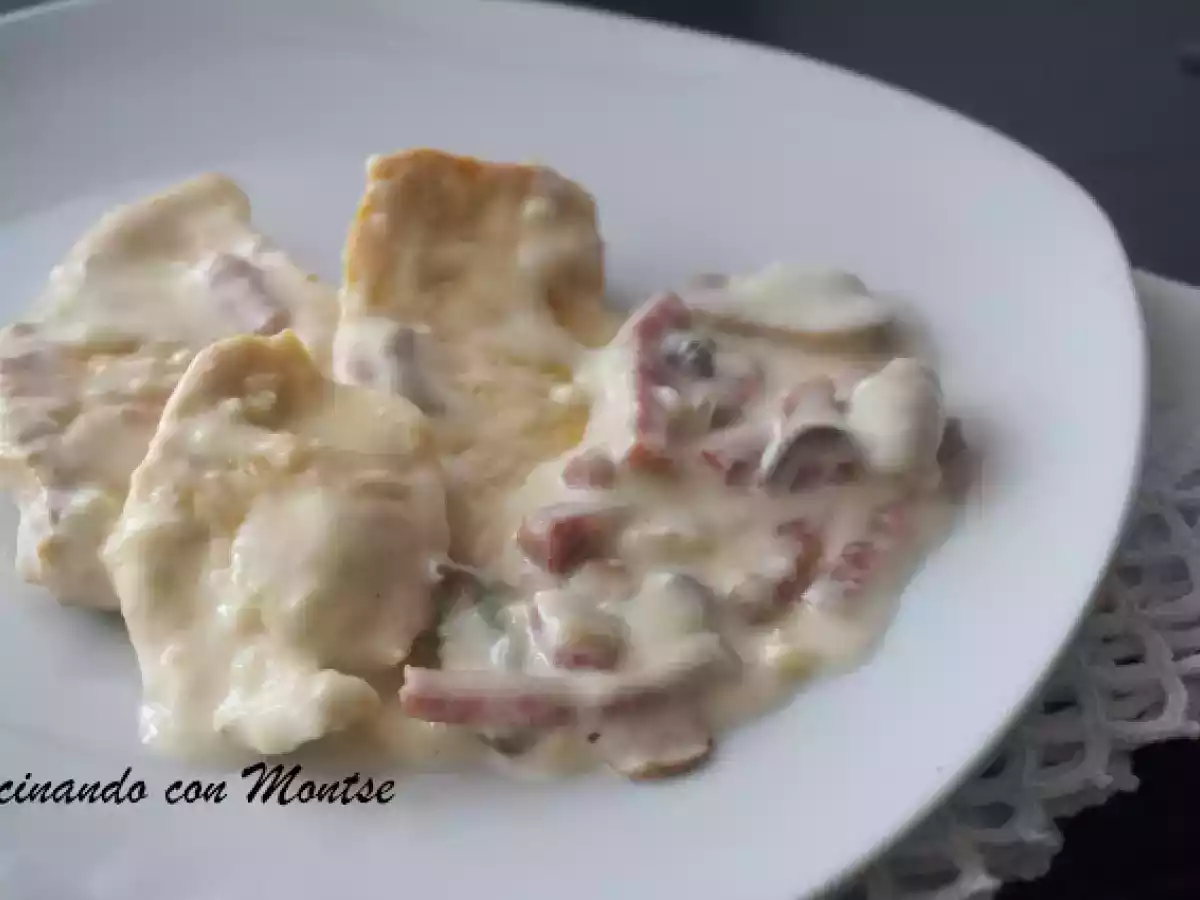Pollo a la salsa carbonara