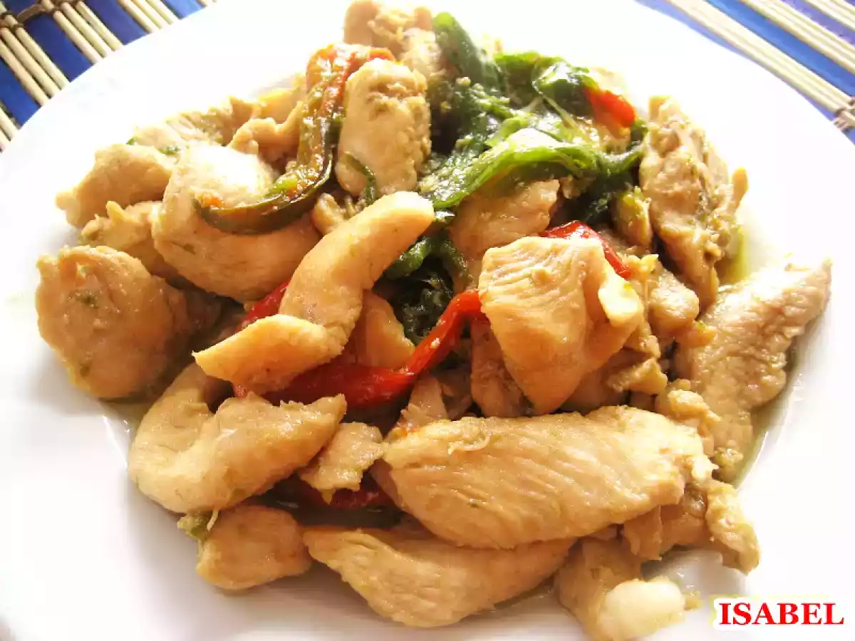 Pollo a la soja con pimientos