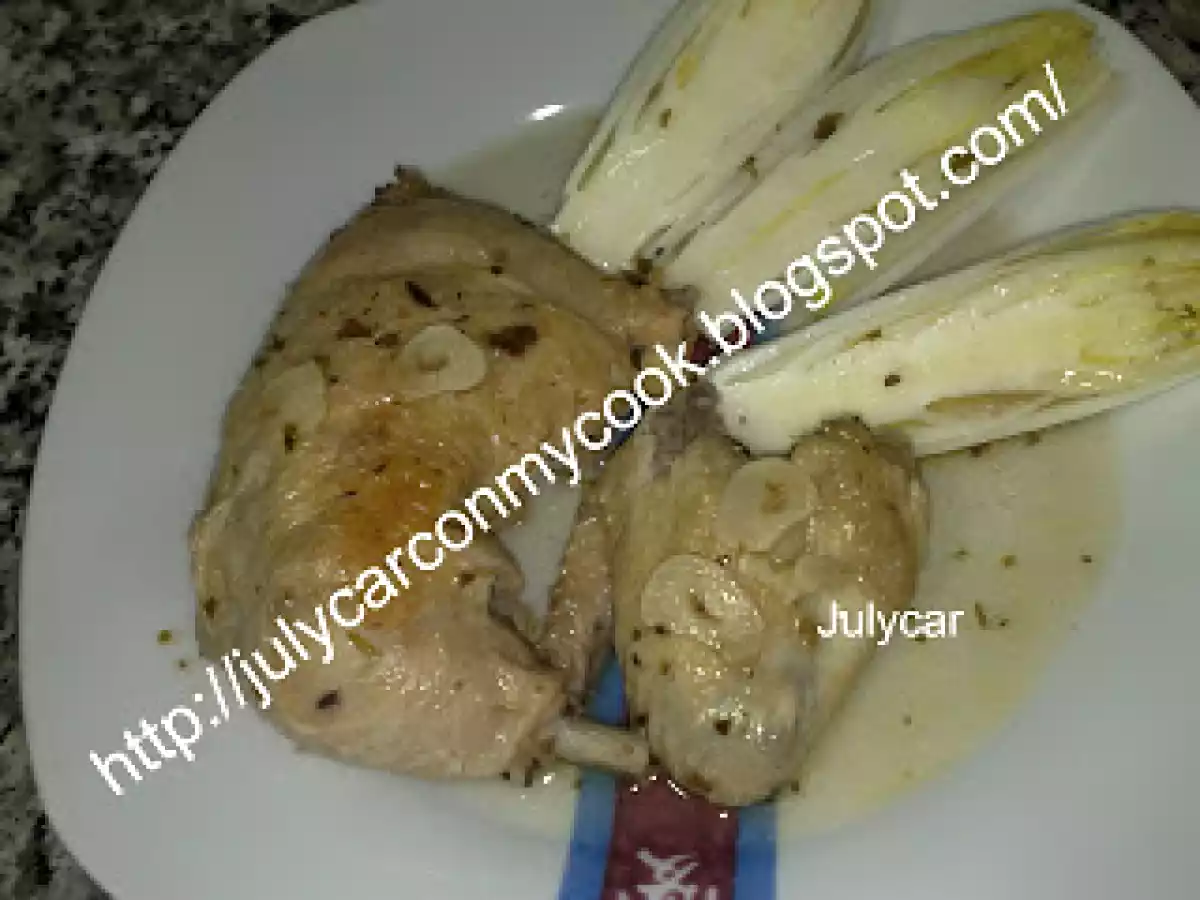 Pollo al ajillo con orégano