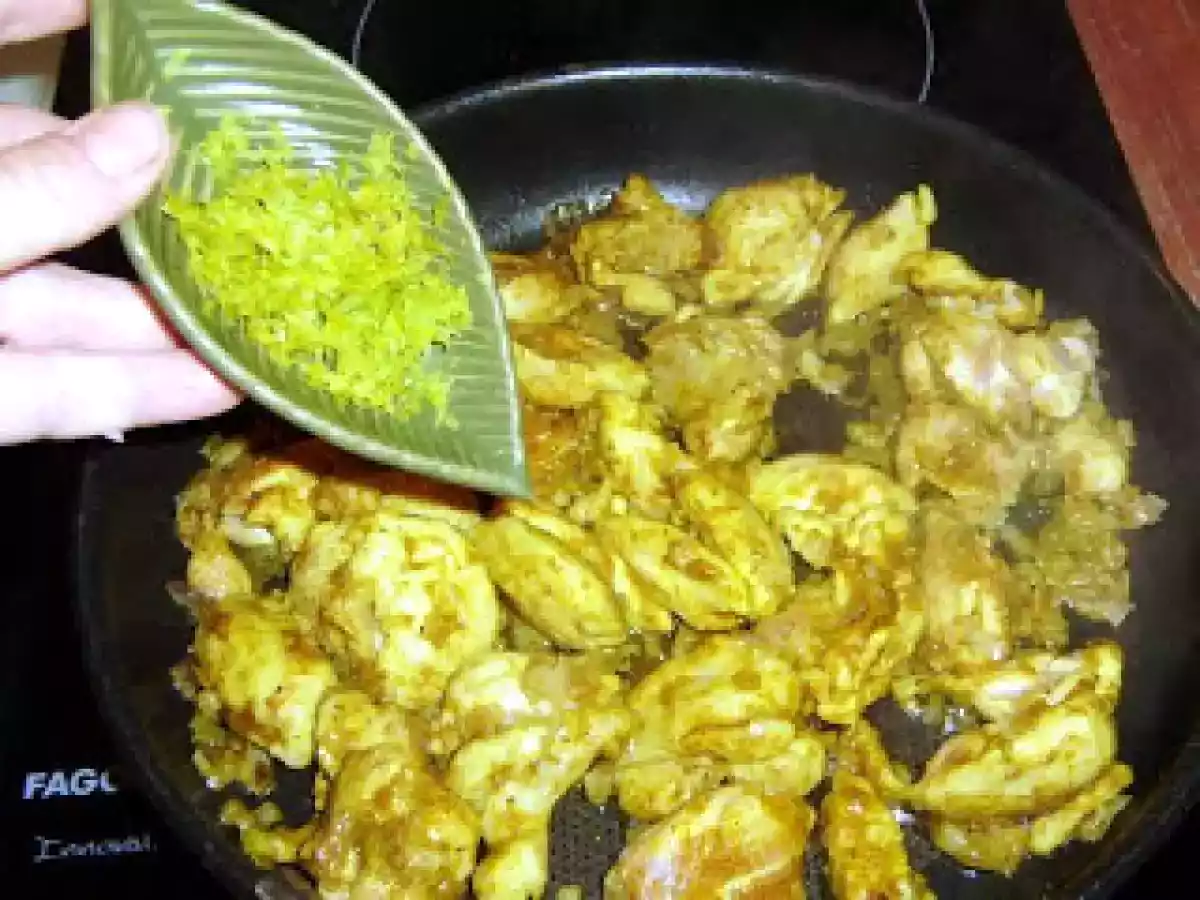 Pollo al curry a la manera thai
