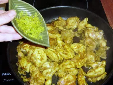 Pollo al curry a la manera thai