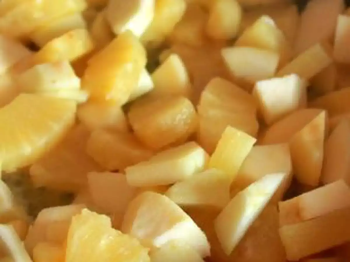 Pollo al curry con guarnicion de frutas - foto 2