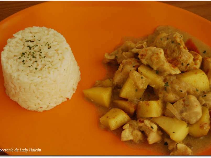 Pollo al curry con leche de coco y manzanas, foto 1
