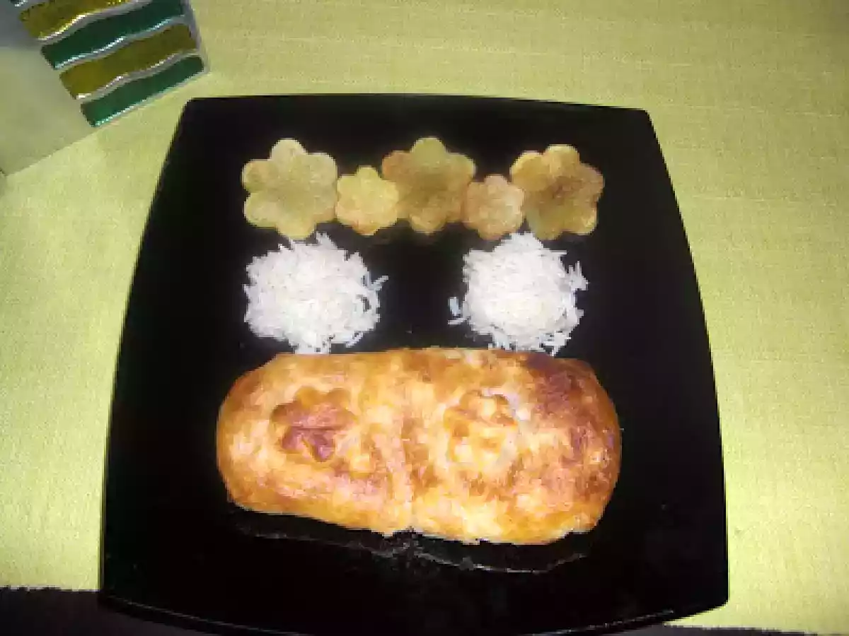 Pollo al hojaldre con Jamón serrano y queso