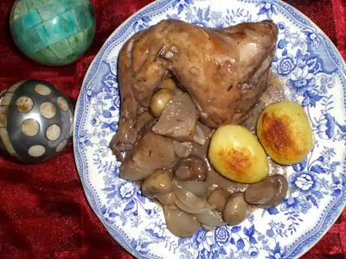 Pollo al vino tinto (variacion del original Coq au vin)