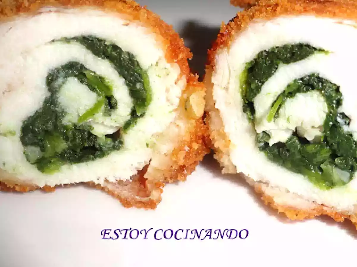 Pollo con espinacas, champiñón y pasas