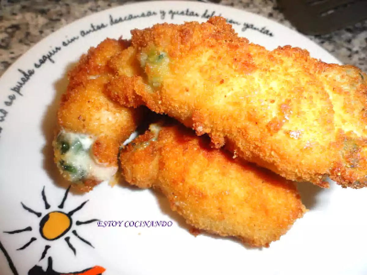 Pollo con espinacas, champiñón y pasas - foto 2