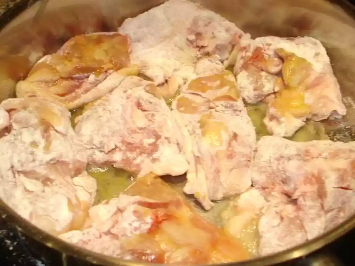 Pollo con funghi (Pollo con setas) - foto 5