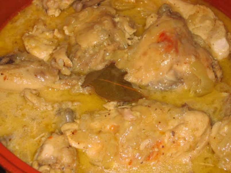 Pollo con salsa de cebolla y queso, foto 1