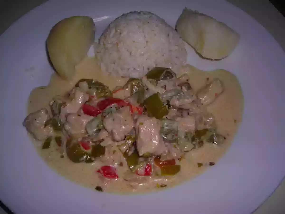 Pollo con salsa de nata