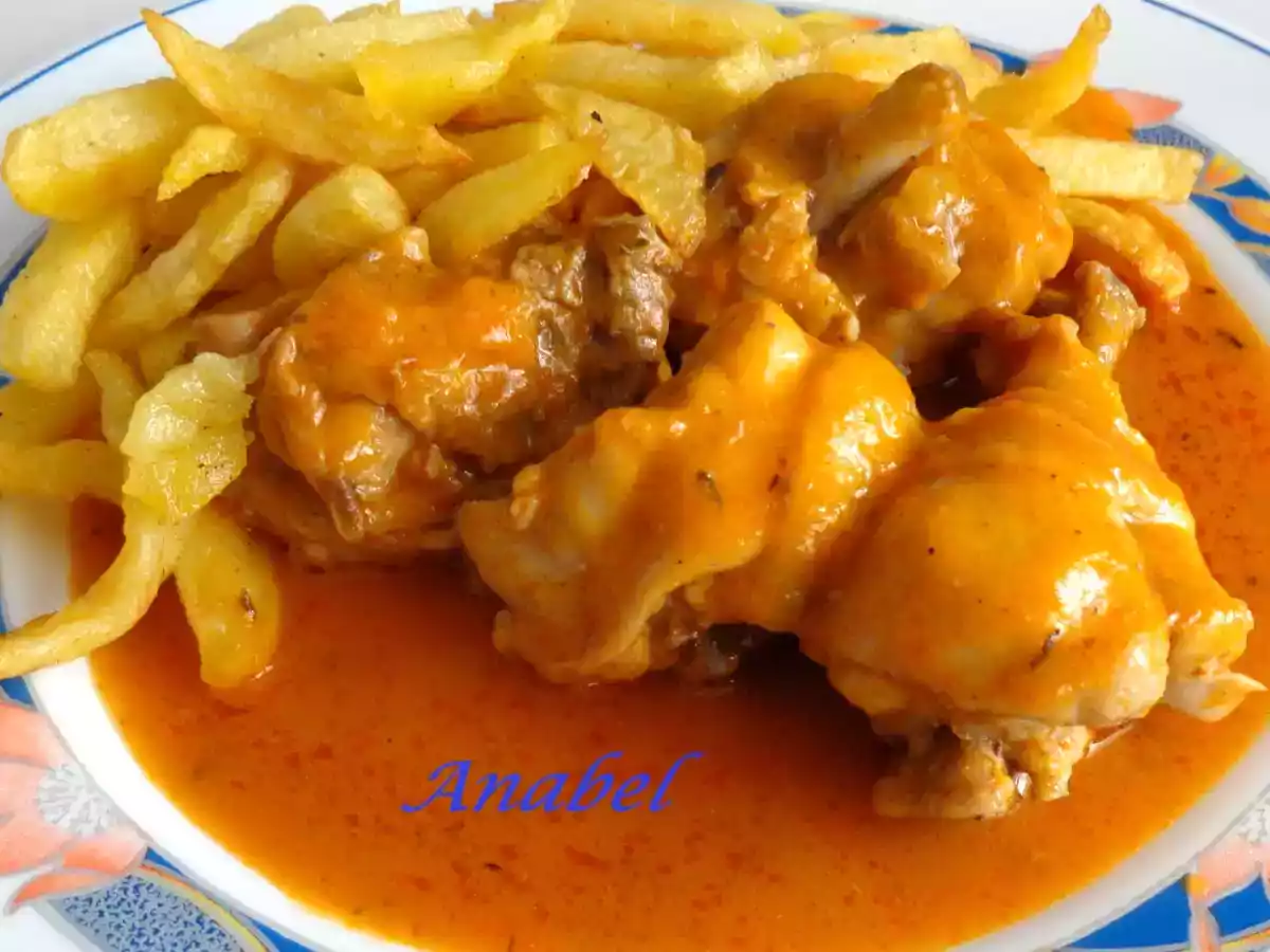 Pollo en salsa en olla rápida