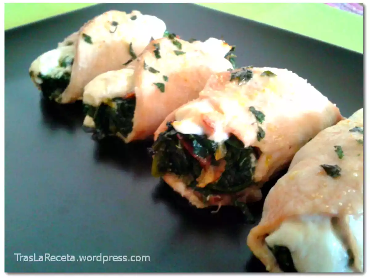 Pollo enrollado relleno de espinacas con queso crema a la miel