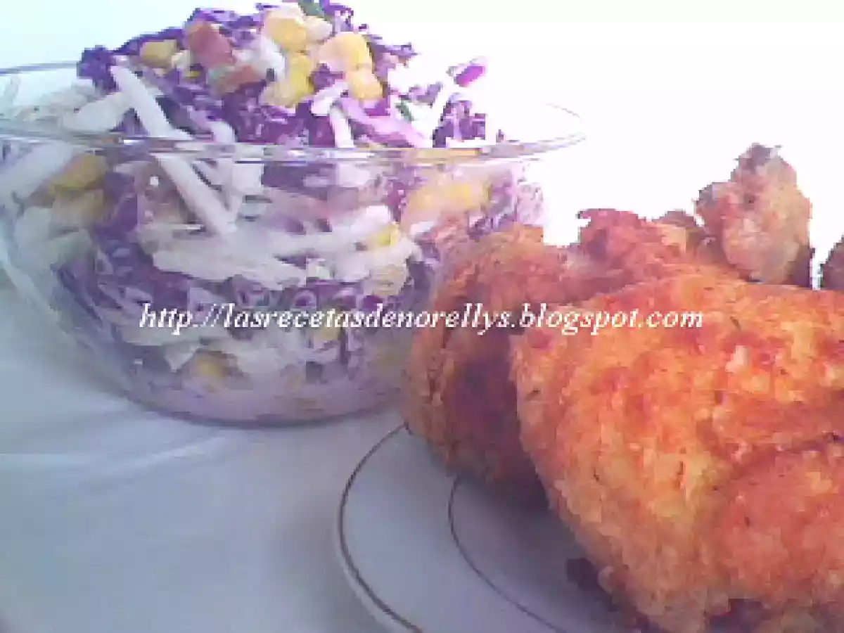 Pollo Frito con Ensalada de Repollo morado y verde - foto 2