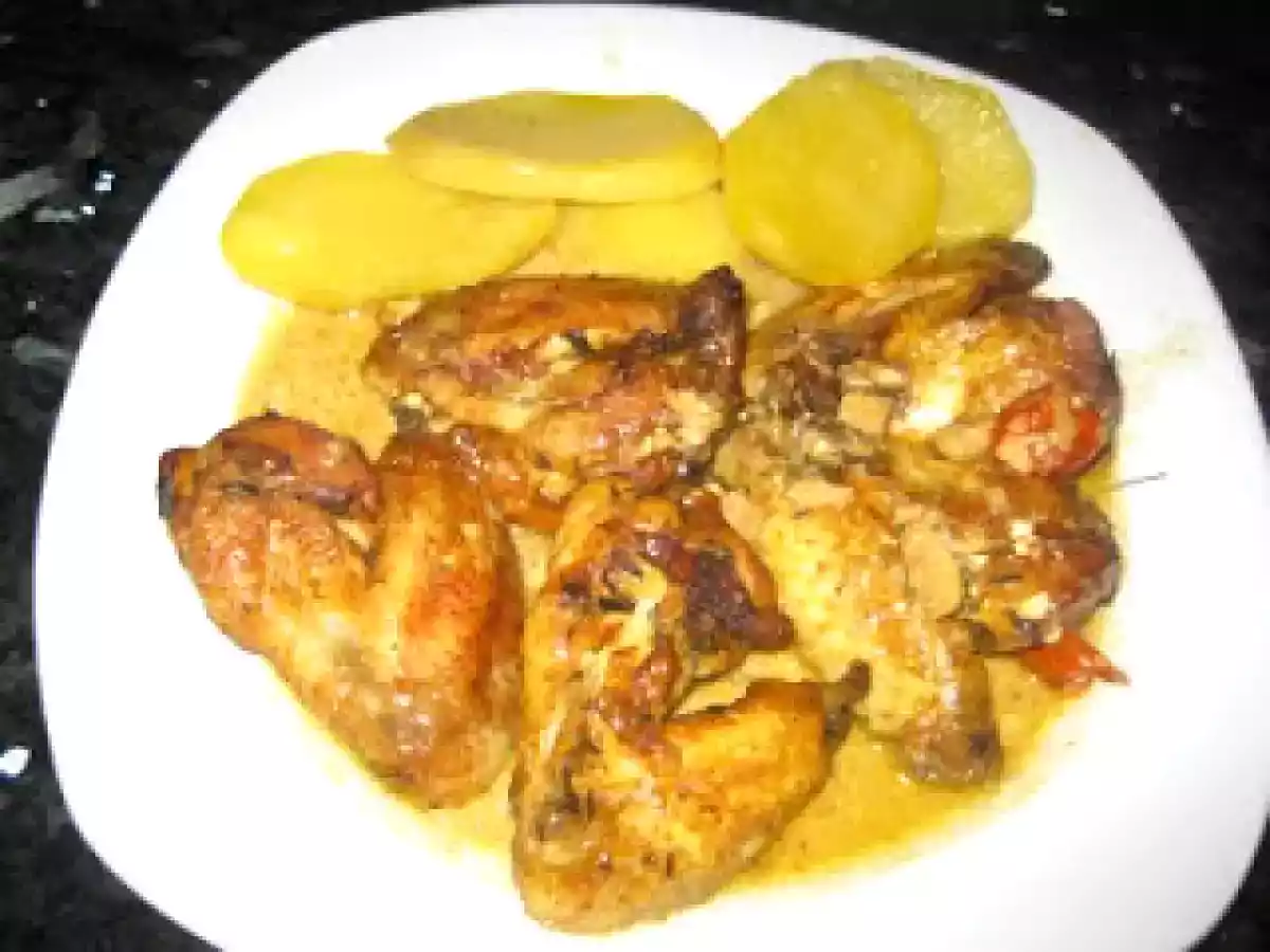 Pollo macerado con patatas
