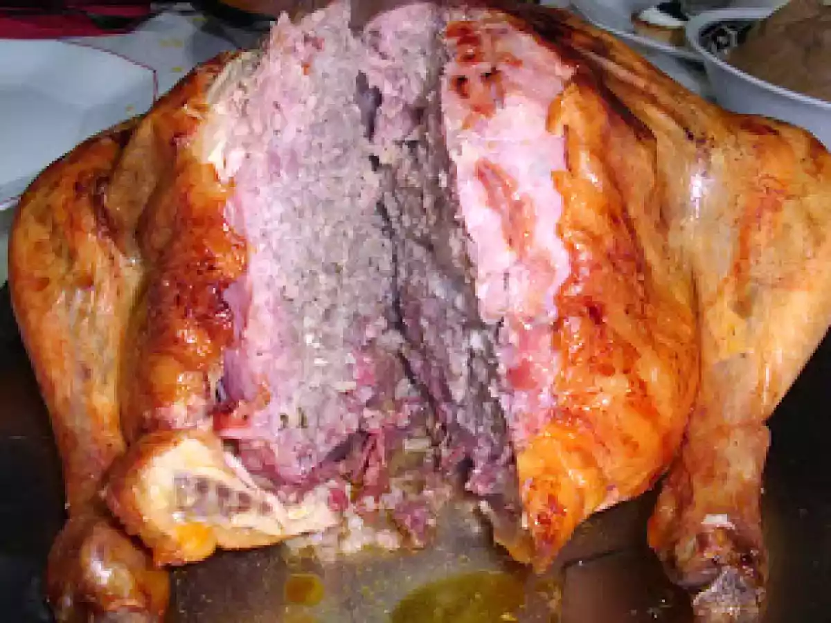 POLLO RELLENO Y PURÉ DE CASTAÑAS - foto 2