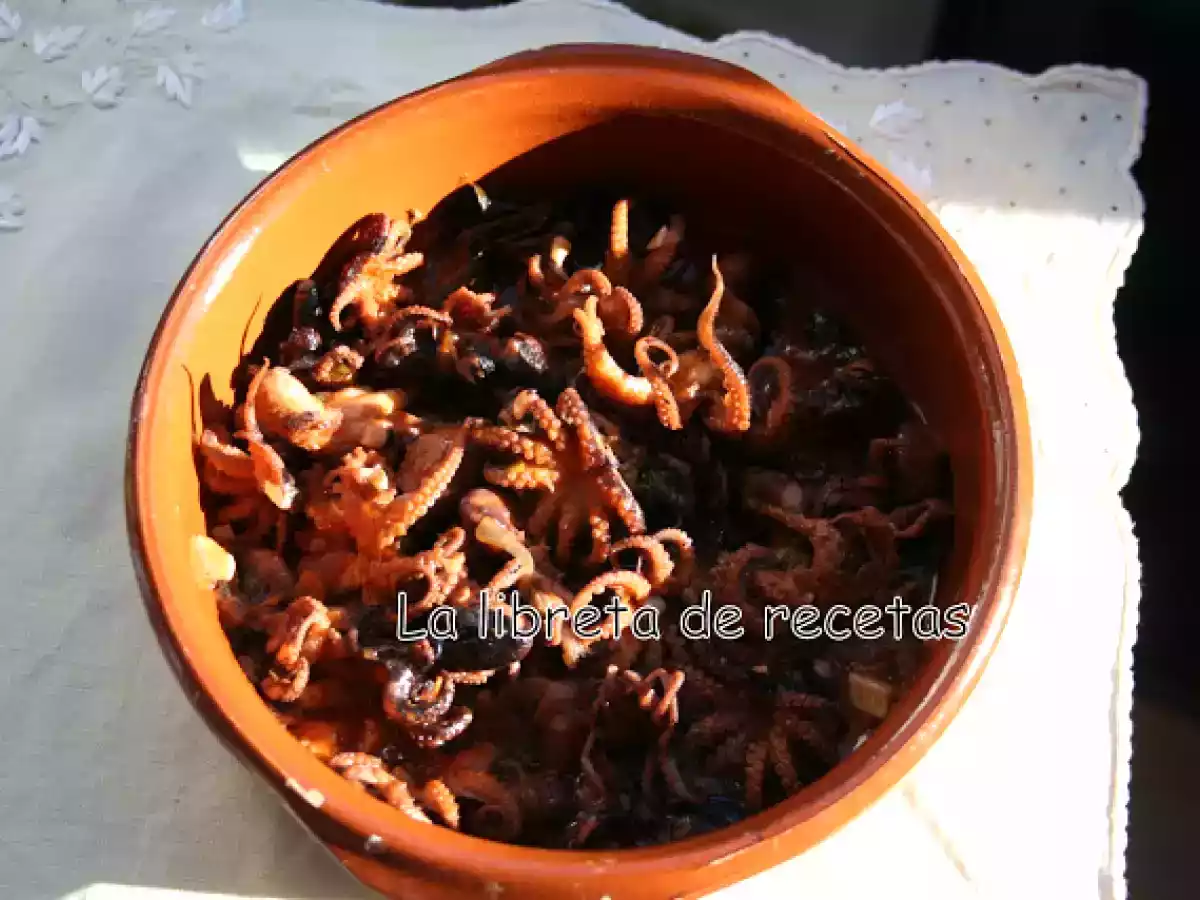 Polpets en seba de la bis (pulpitos con cebolla) - foto 2