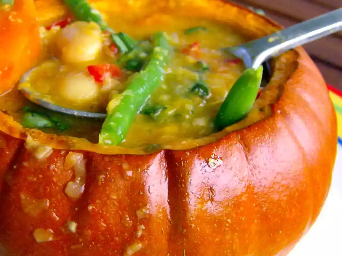 Porotos granados con pirco mazamorra