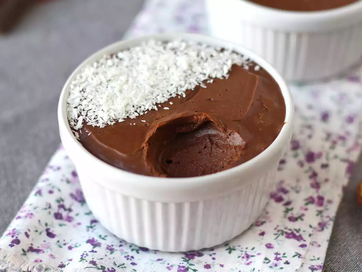 Postre de chocolate con sólo 2 ingredientes
